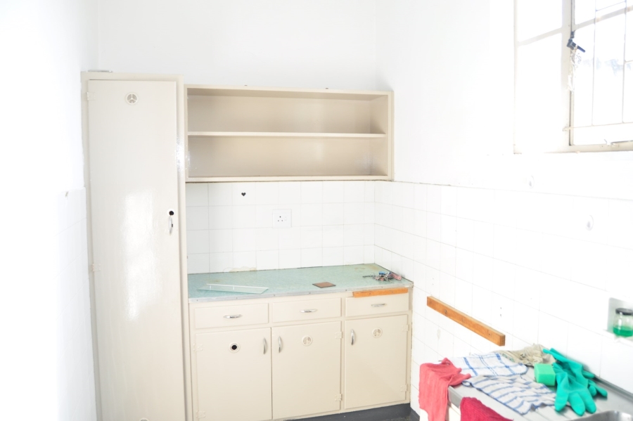 Commercial Property for Sale in Paarden Eiland Western Cape